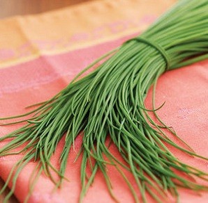 Onions too costly? Cook with chives