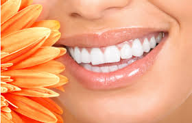 Want shinning teeth? Eat apple, chew gum