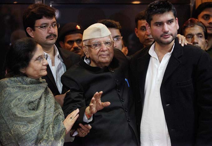 Complaint filed against N.D Tiwari’s security personnel