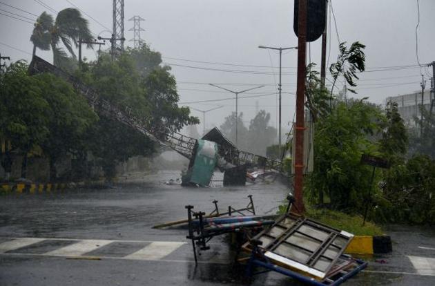 Work to revive power supply on in cyclone-hit elements of AP