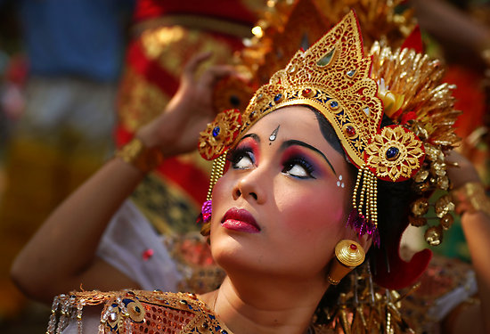 Balinese women