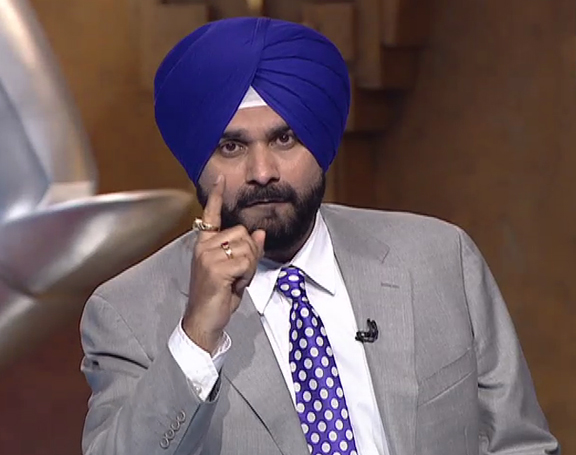 Navjot Singh Sidhu gave Kejriwal a message on Punjab