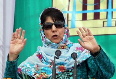 All-party delegation meets Kashmir CM