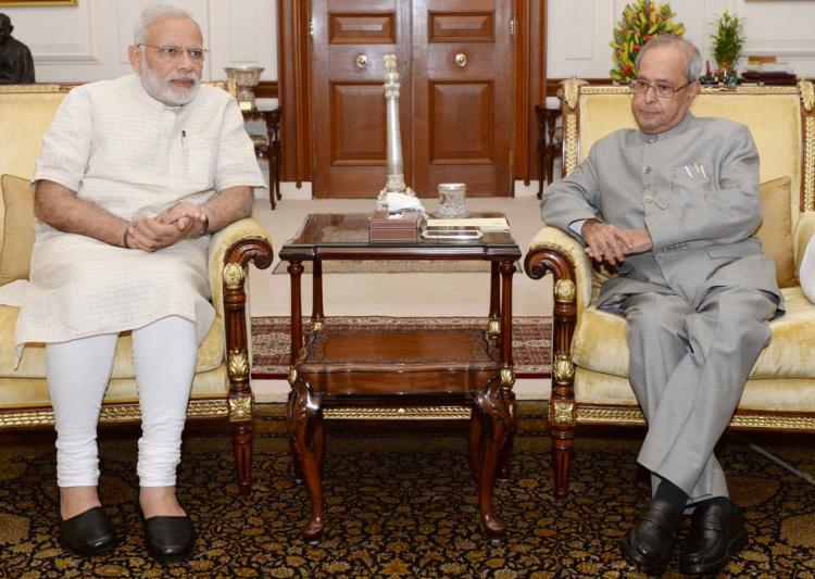 Modi calls on Pranab after Uri attack