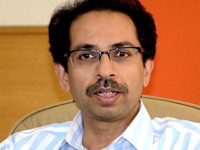 Thackeray knocks CM's door