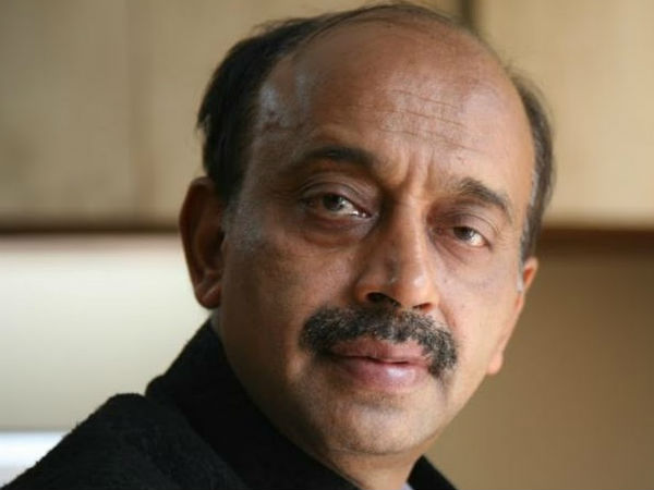 AAP files criminal complaint towards Vijay Goel