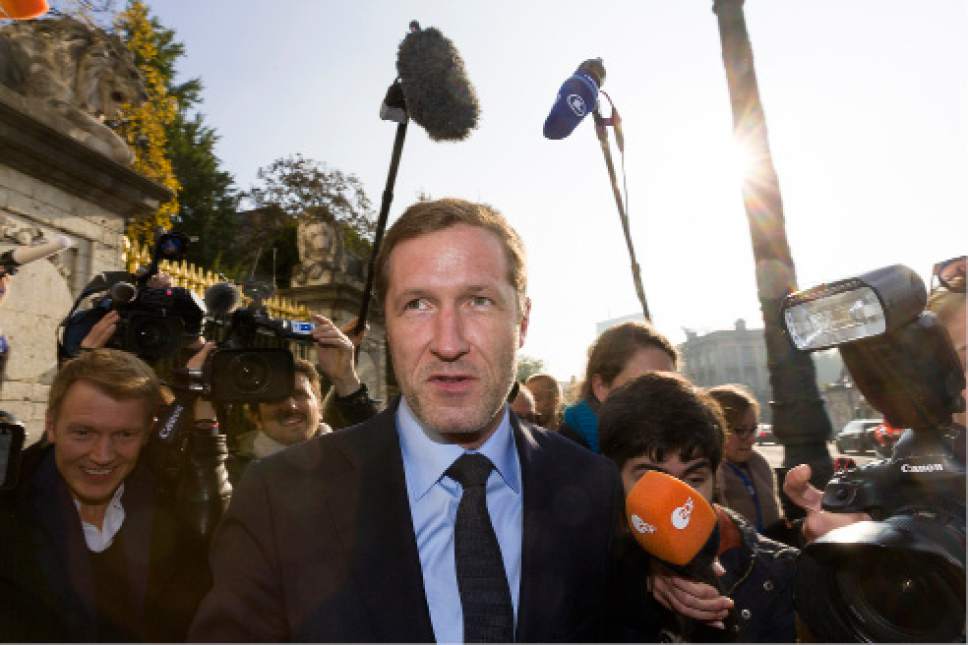 Signing of EU-Canada commerce deal set for Sunday