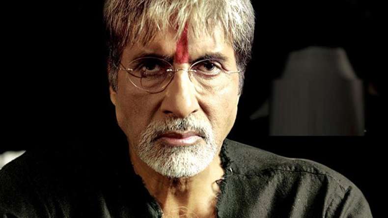 Big B sings Ganesh aarti in 'Sarkar 3'