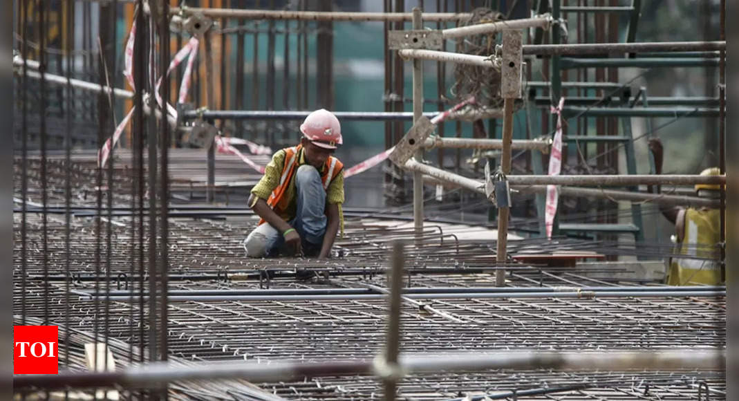 Indian economy to grow 7.1-7.6% in current fiscal: Report