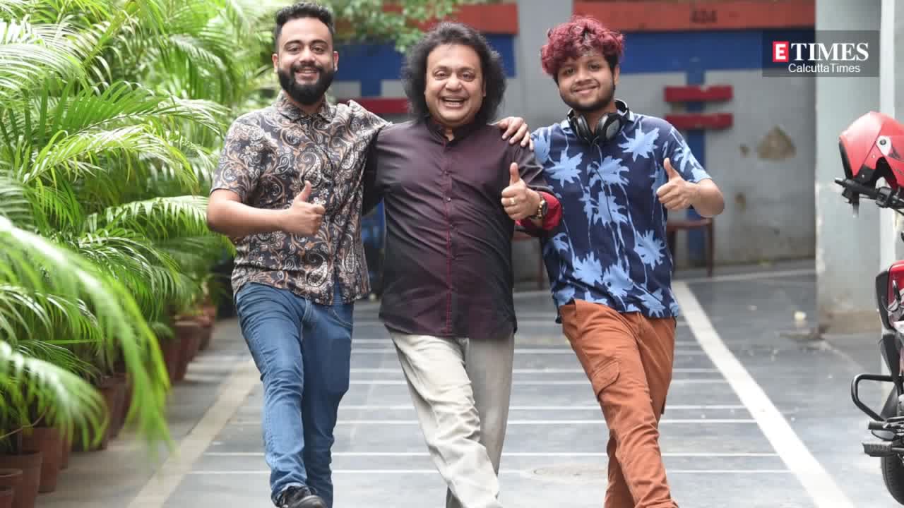 Pt Tanmoy Bose jamming with sons Shiladitya and Aryaditya