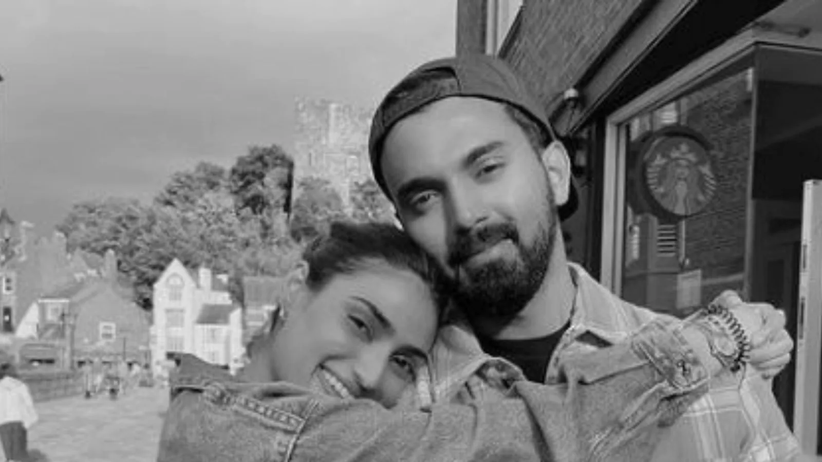 Suniel Shetty Responds to Athiya Shetty, KL Rahul’s Wedding Rumours Once Again, Here’s What He Says