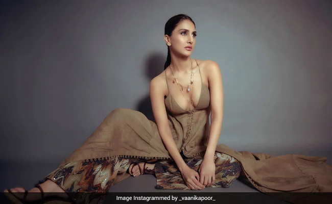 Attention Please, Vaani Kapoor Needs Your Help With A Caption