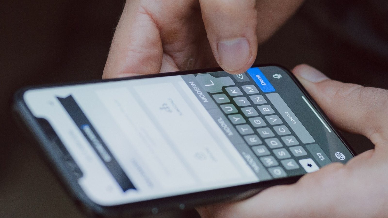 New Android Malware Can Access SMS Messages On Your Phone: Should You Be Worried?