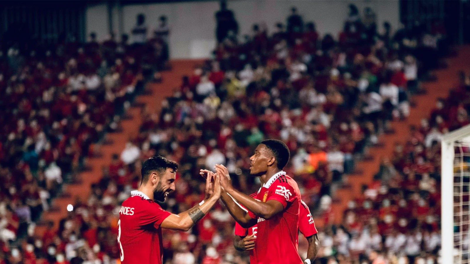 Eric Ten Hag Off to a Perfect Start with 4-0 Win