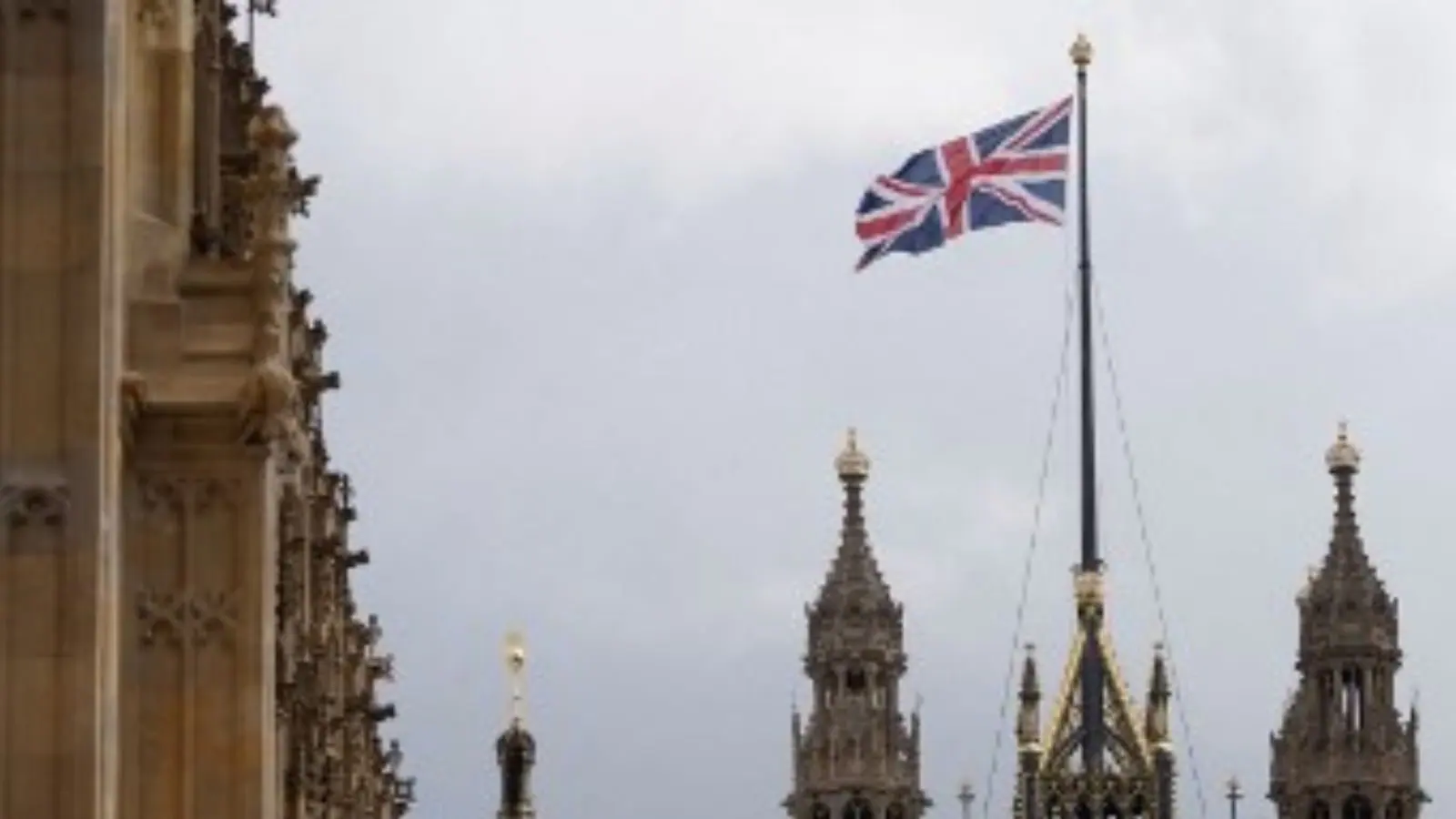 UK Issues First Ever ‘Red’ Warning for Extreme Heat