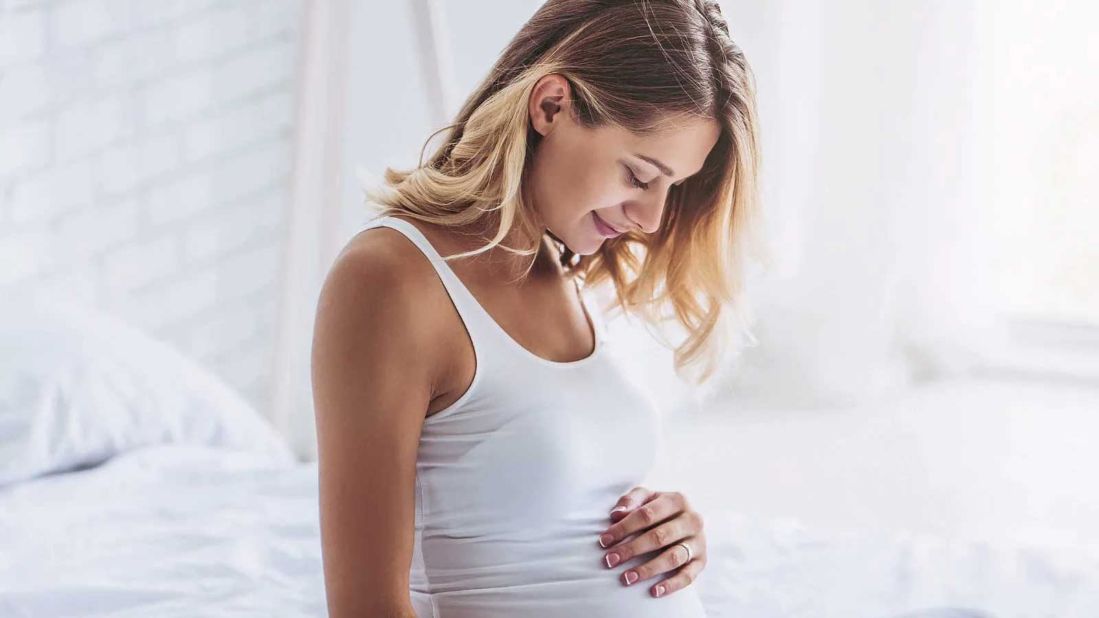 Women with anorexia nervosa likely to give birth to underweight babies, says study